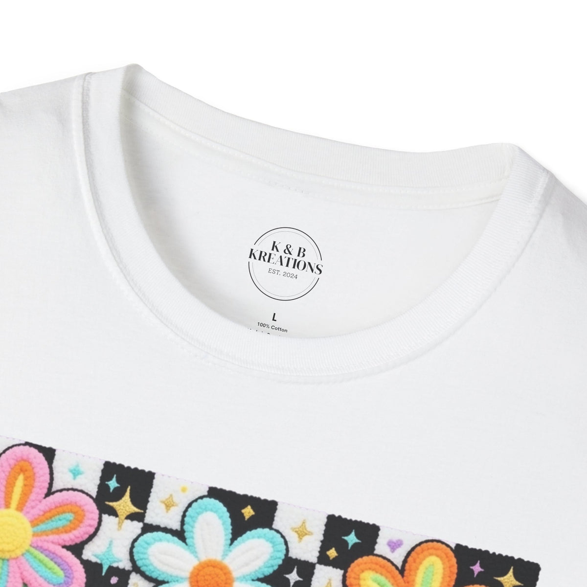 Mama Floral Retro T-Shirt — Colorful 'mama' Flower Graphic Tee for Mother's Day