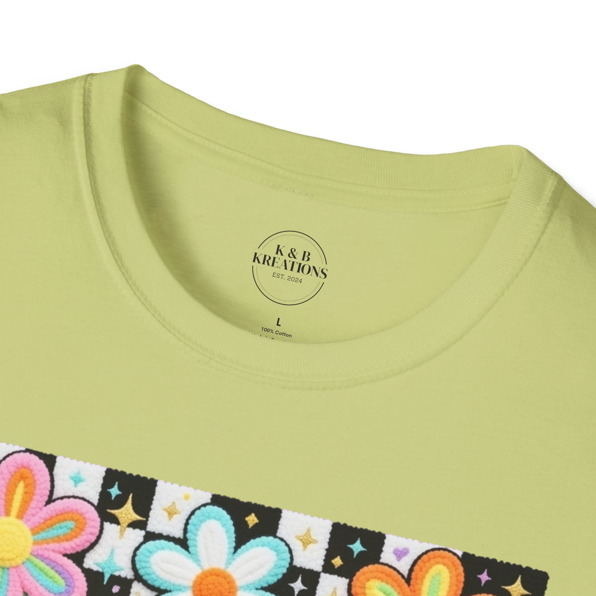 Mama Floral Retro T-Shirt — Colorful 'mama' Flower Graphic Tee for Mother's Day